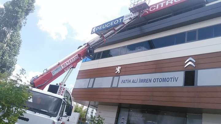 Tabela ve Totem Montajı